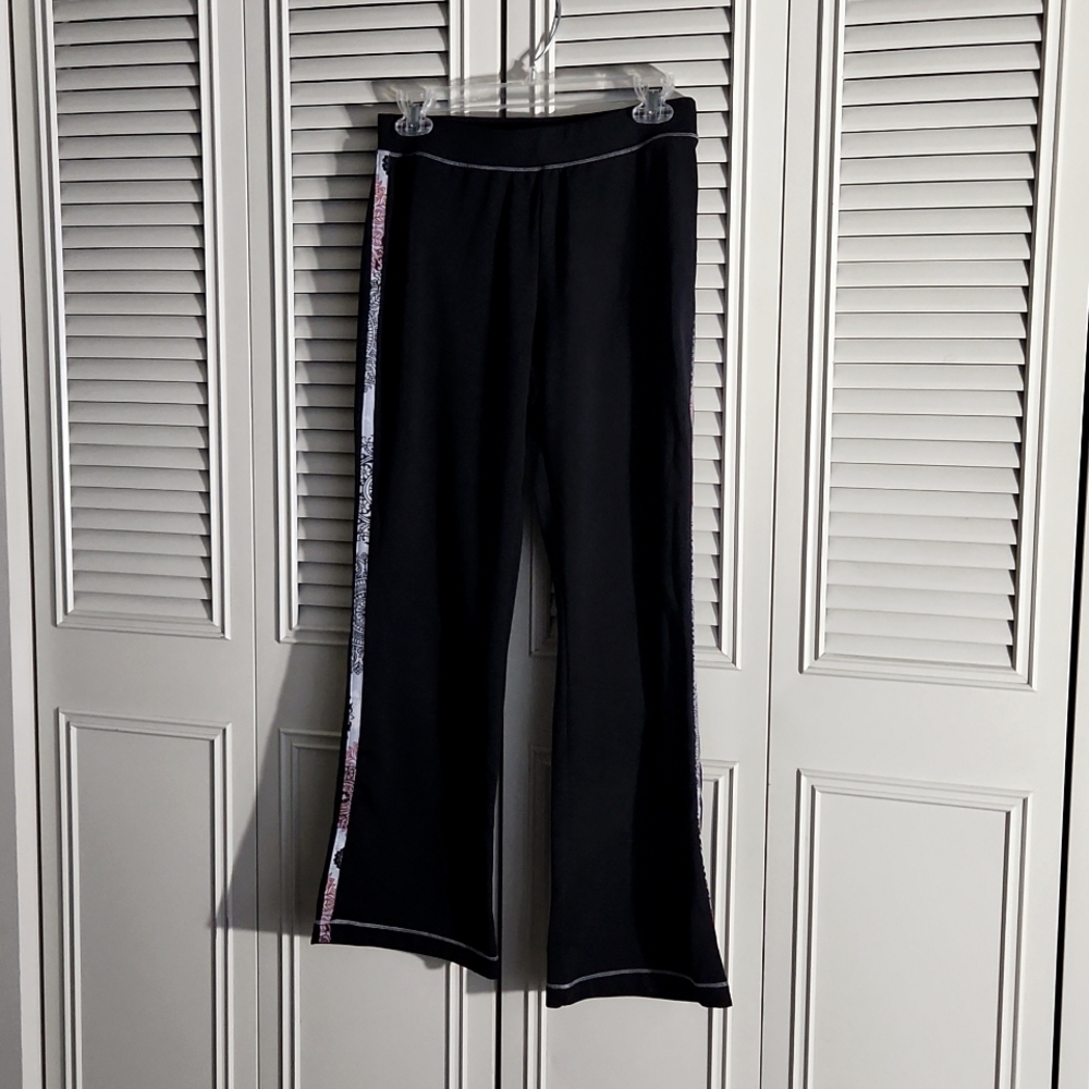 Sports pants